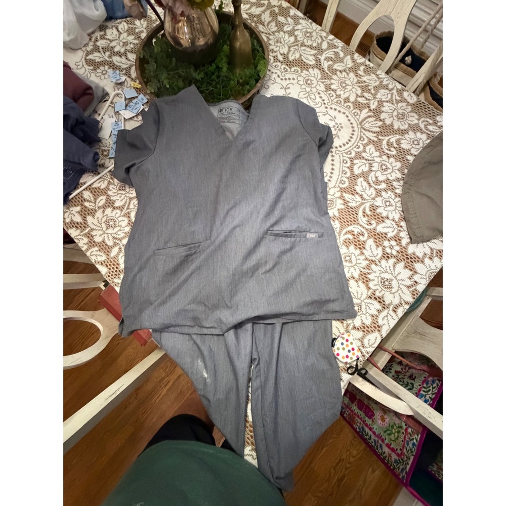 FIGS Technical Collection Scrub Set Gray V-Neck Top XXL Pants XL Tall Womens